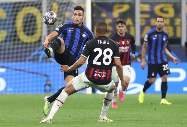 因为他在职 因为他在职