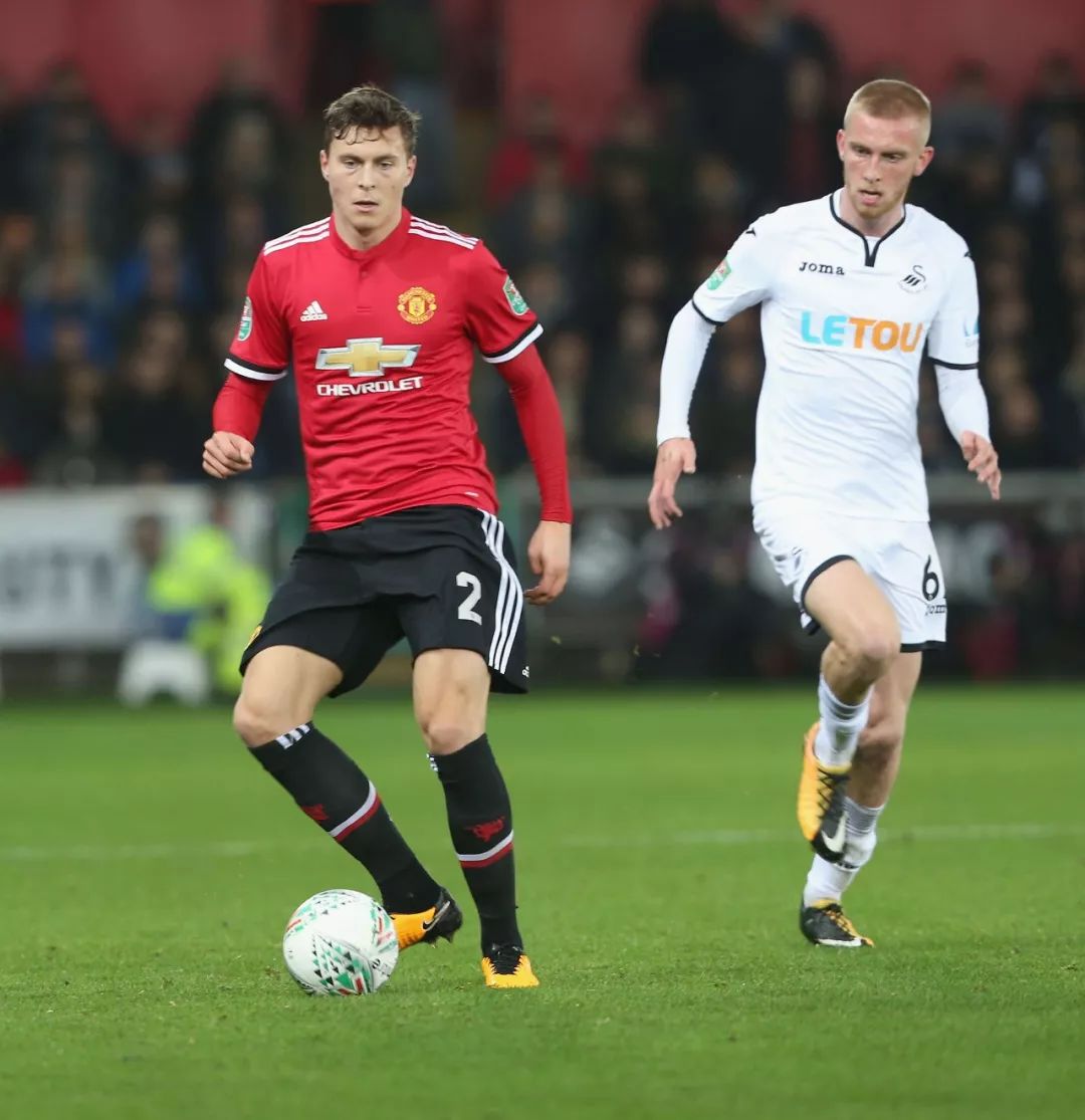 詹姆斯在球 詹姆斯在球