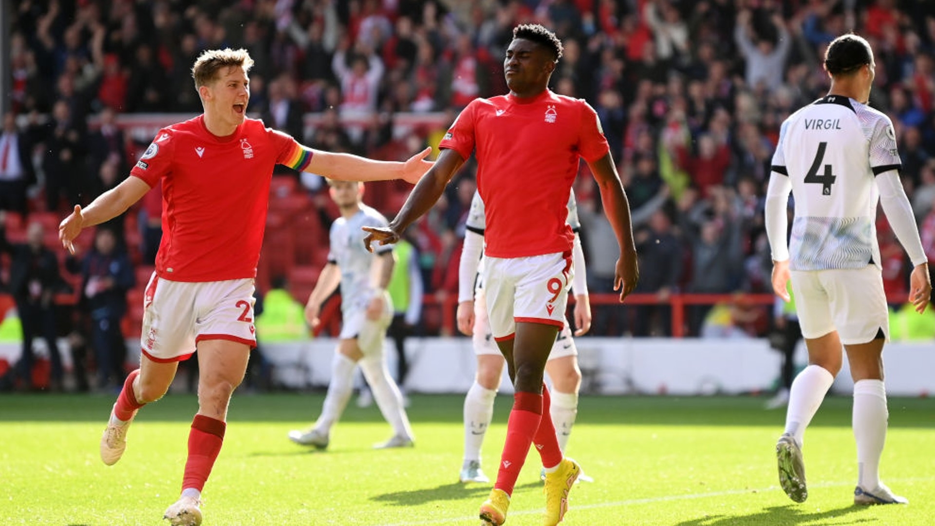 的转会费加 的转会费加