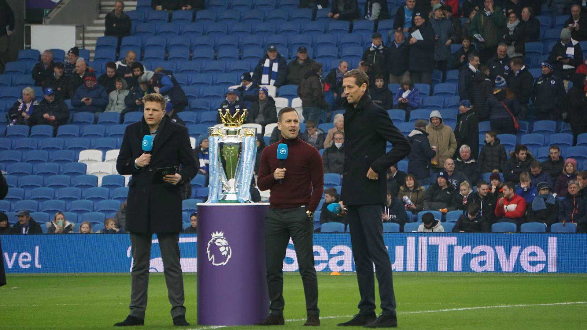 形中加重了 形中加重了